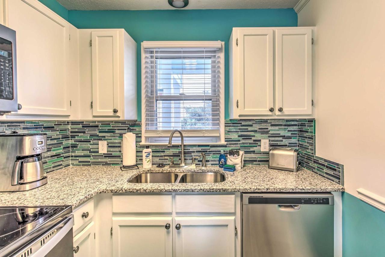 Surfside Beach Escape With Pool - Walk To Ocean! Myrtle Beach Zewnętrze zdjęcie